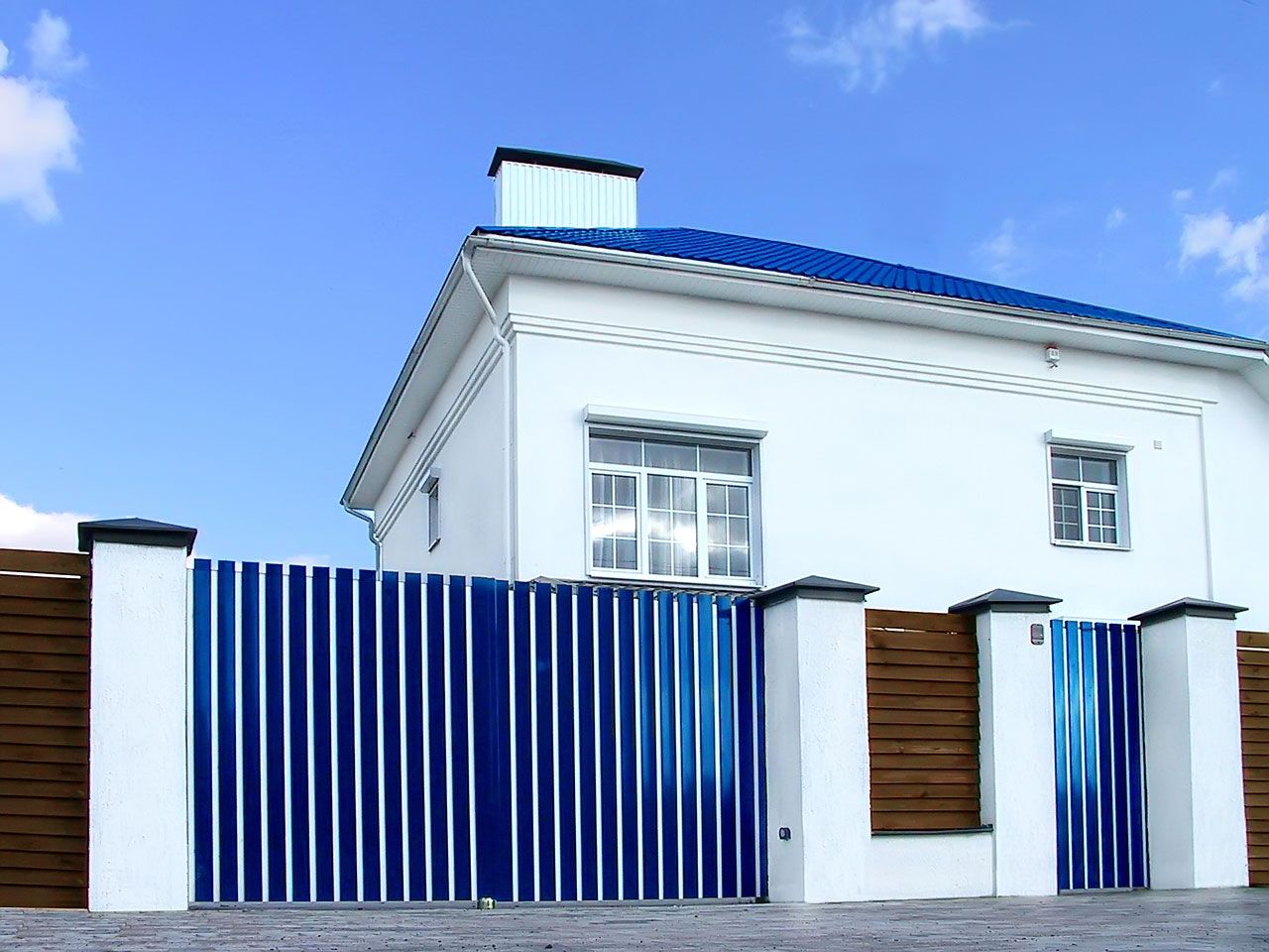 Купить распашные ворота в Минске